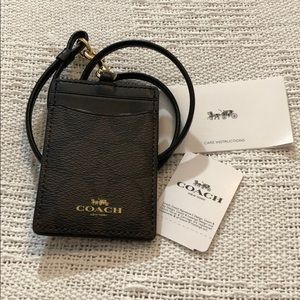 🆕 Coach ID lanyard holder